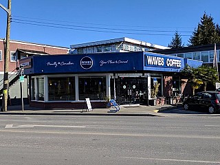 Waves Coffee House