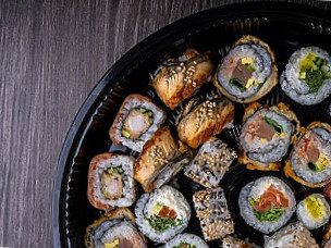 2016 Sushi Wok