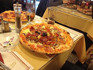 Pizza Sampini