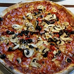 Pizza Lachoni