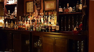 Maroon Bar