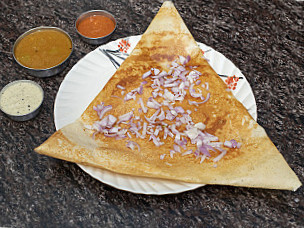 Dhakshas Madurai Kari Dosai