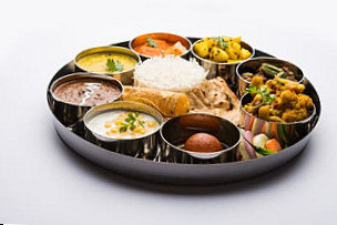 Mahaveer Rabdi Bhandar And Caterers