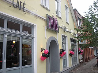 Cafe Bar Zwoelf