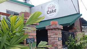 Café Pink Cake