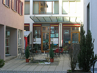 Cafe-Bar Intermezzo