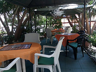 Christian Cafe' Di Manca Bruno