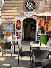 Piazza Duomo Food Beverage