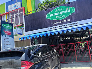 Fer's Mamamia Cafe Resto