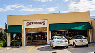 Swensen's Grill Ice Cream Parlor
