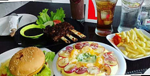 Z'pizza Cafe