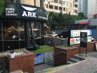 Ark Pub Gangnam