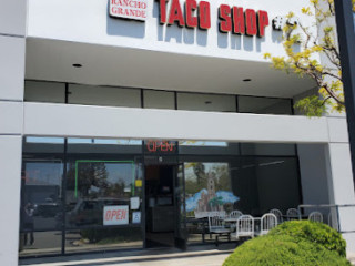 El Rancho Grande Taco Shop 2