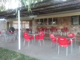 Bar Restaurante La Barca Zona Recreativa Fluvial