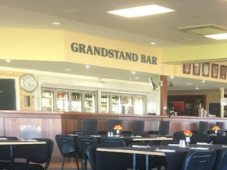 Grandstand Bar Restaurant