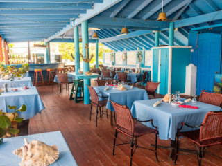 Seagrapes Beach Bar And Restaurant