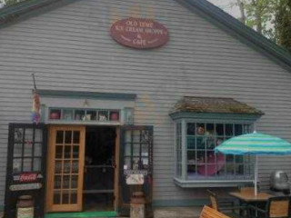 Old Lyme Ice Cream Shoppe Cafe