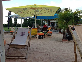 Locals Beach Club