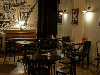 Kazzwoo Jazz Café