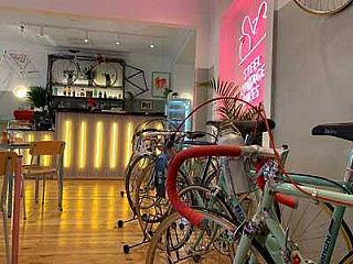 Steel Vintage Bikes Cafe