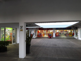 Barachois Shopping Centre