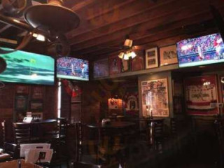 Bugsys Pizza Restaurant And Sports Bar