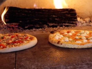 F.R.E.S.H Woodfired Pizza And Pasta