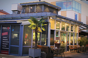Cafe & Bistro Pavillon