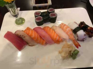Corner Sushi