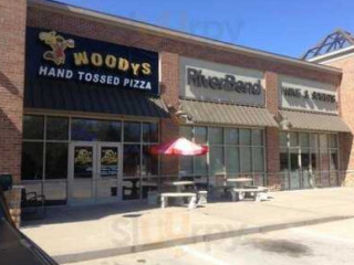 Woodys Hand Tossed Pizza