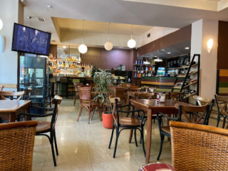 Impresso Restaurant Cafe Bar