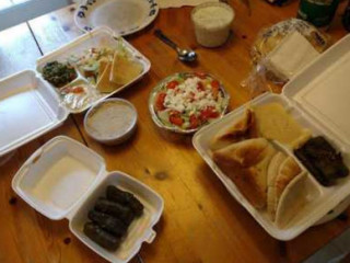 Vivianne's Middle Eastern Food