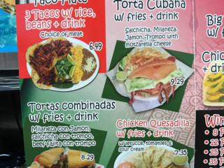 Las Tres Salsas Taqueria