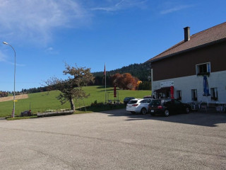 Du Haut-de-la-côte, Monique Jean-mairet