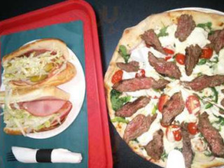 Paisano Pizzeria