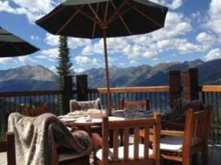 Benedict's At The Sundeck On Aspen Mountain