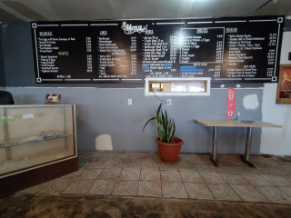 Lindsay's Cafe
