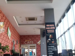 Bariton Müzik Cafe