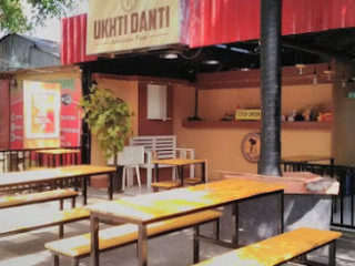 Ukhti Danti Cafe