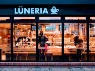 Lüneria Café Bistro