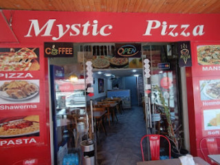 Mystic Pizza