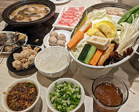 12 Hotpot