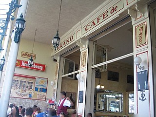 Cafe de Paris