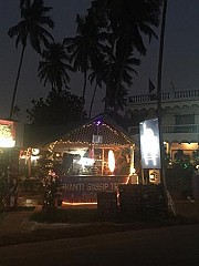 Shanti Gossip Tree Bar & Restaurant