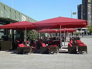 Platzhaus Restaurant-Eventhaus-Bistro-Cocktailbar-Terrasse