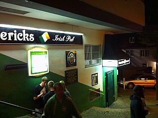 Limericks Irish Pub