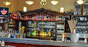 Leo`s Lounge Restaurant Happy Hour Cocktailbar Muenchen