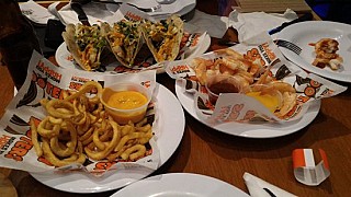 Hooters Mexicali
