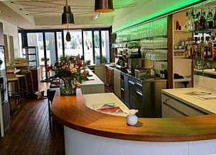 Marina Lounge Café