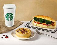 Starbucks Xīng Bā Kè Lóng Mén Mén Shì